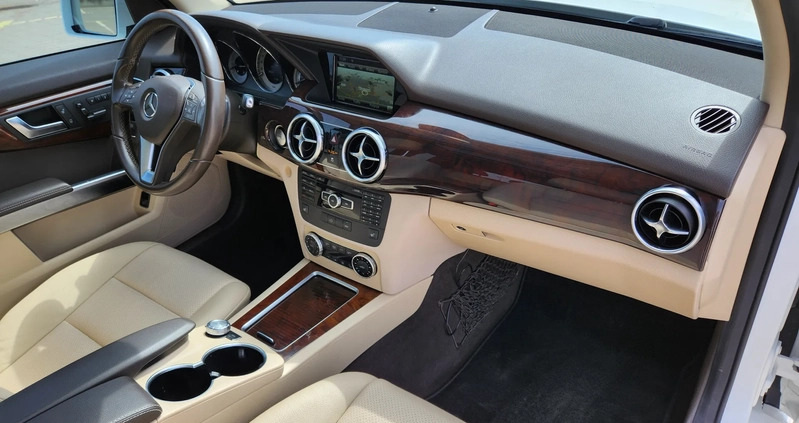 Mercedes-Benz GLK cena 83000 przebieg: 149000, rok produkcji 2015 z Wielichowo małe 466
